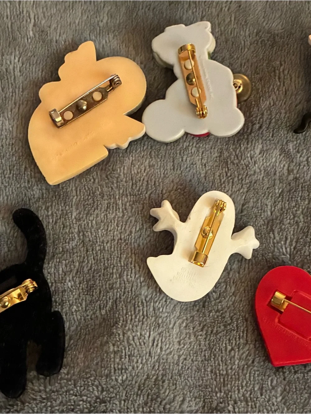 Lot of 10 Vintage Hallmark Holiday Lapel Pin & 1 Russ pin
